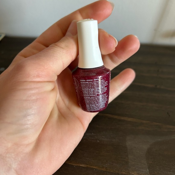 Red Nail Gelish - Picture 2 of 2